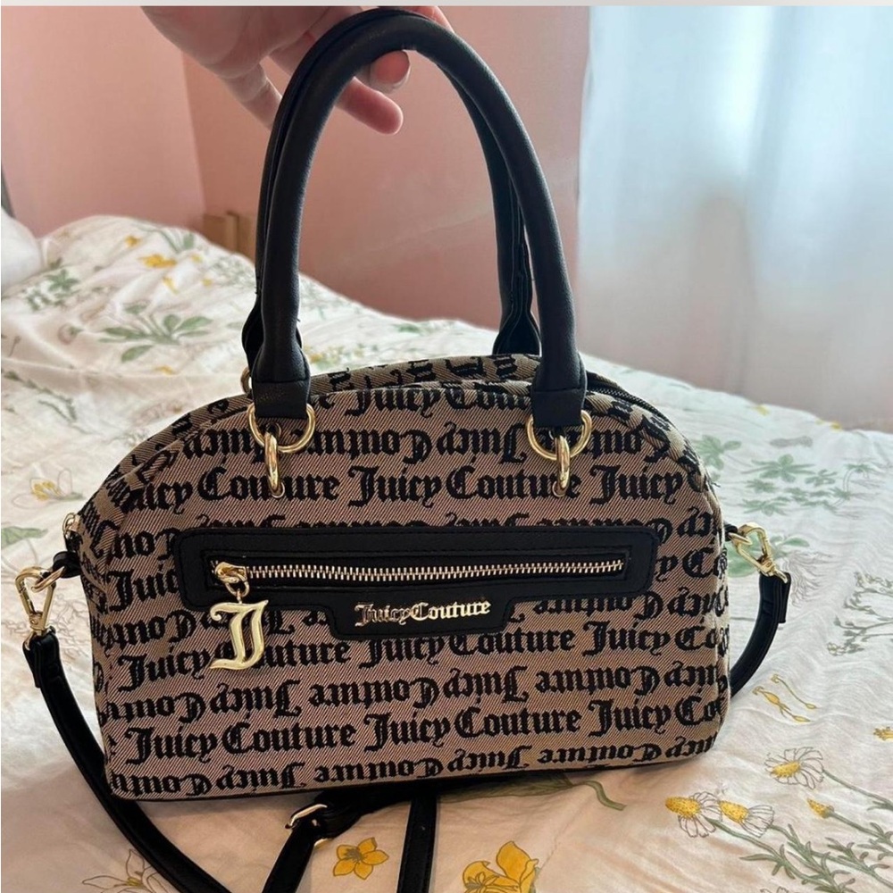 Juicy Couture Crossbody purse